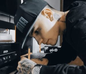 Julián Henao tatuajes