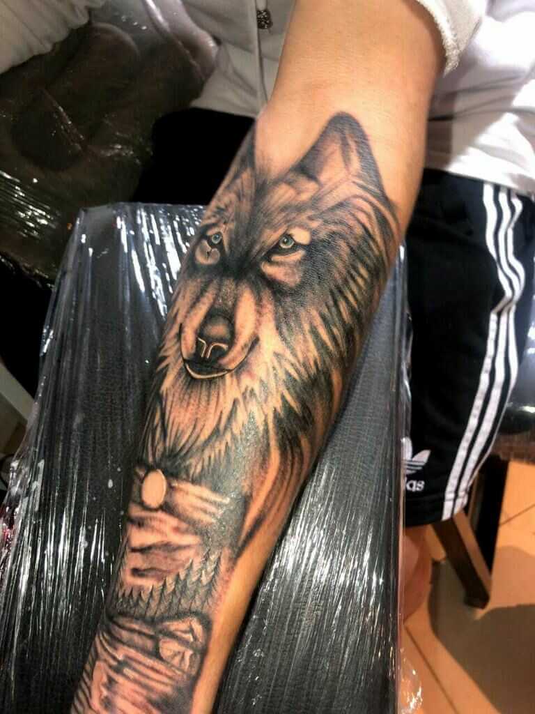 tatuaje de lobo